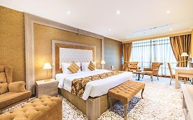 Sapphire Plaza Hotel